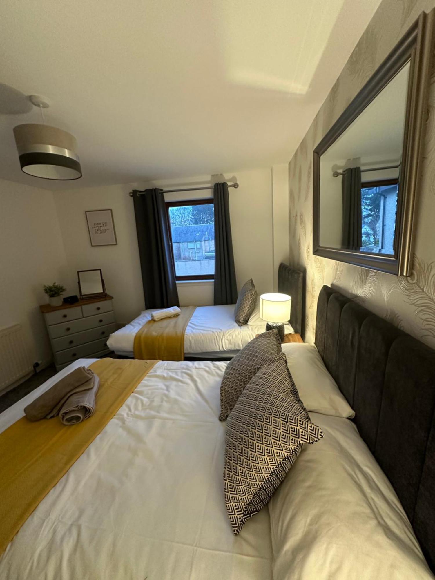 Lovely Modern 2 Bedrom Unit Close To City Center Dalneigh Exterior photo